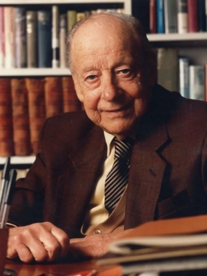 Winston Graham