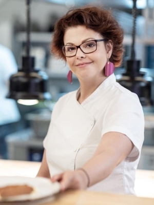 Ötvös Zsuzsanna